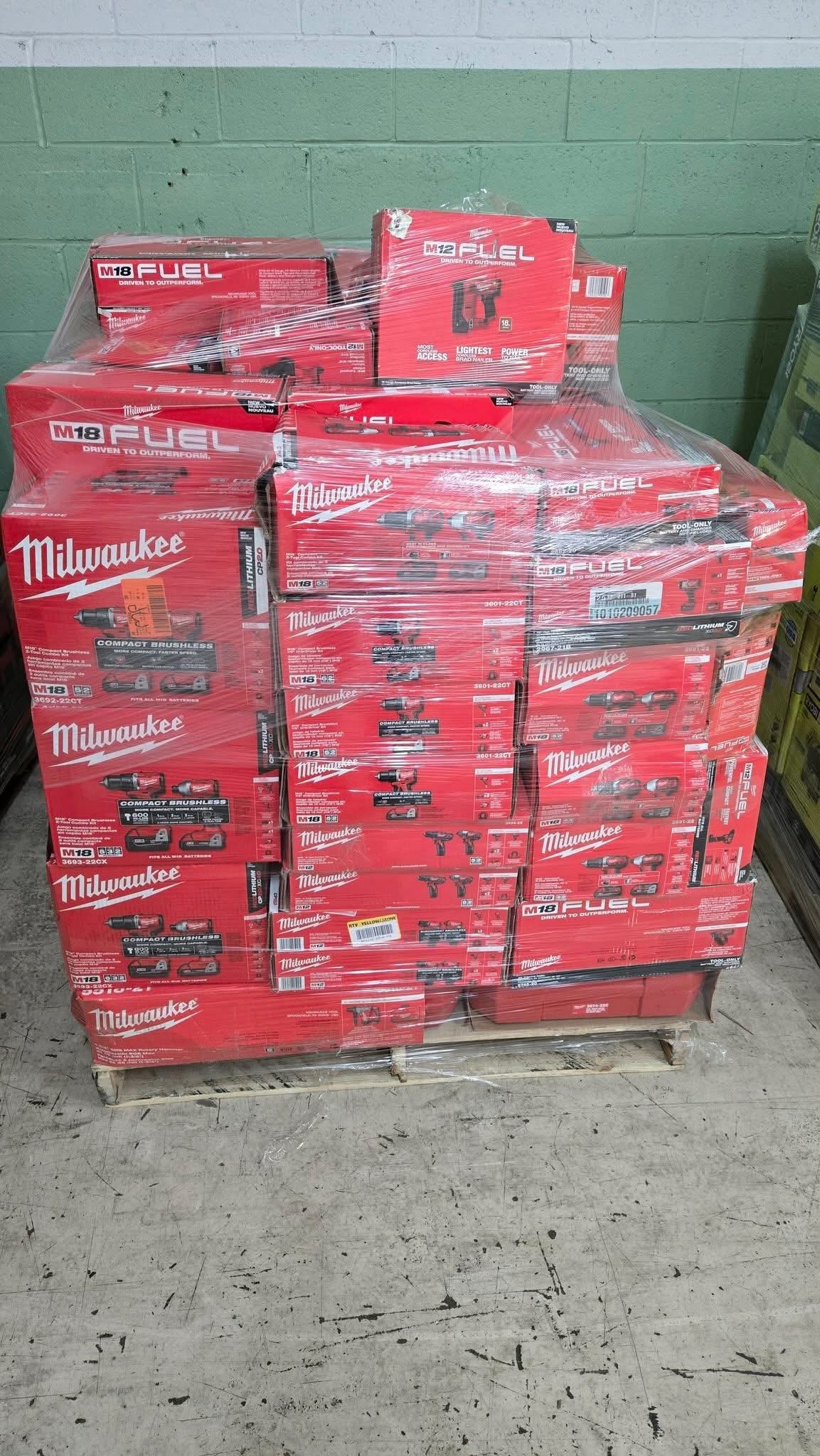 Milwaukee Power Tools